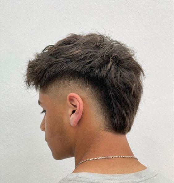 Asymmetrical Mullet Fade: