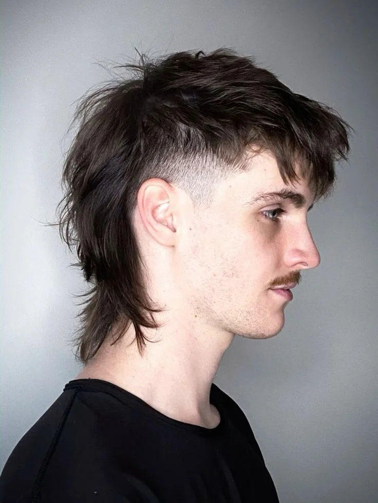 Textured Straight Mullet: 